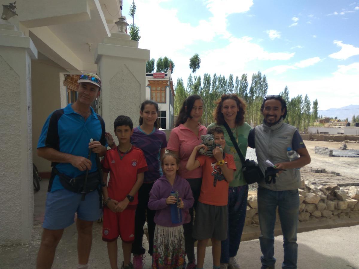 לה Nathula Guest House מראה חיצוני תמונה